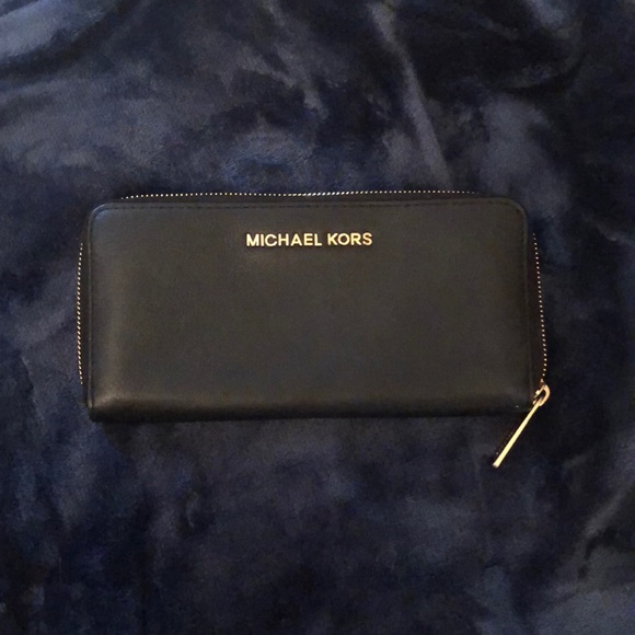 Michael Kors Handbags - LARGE BLACK MICHAEL KORS WALLET!!!*****